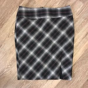 EUC Express Skirt. Size 2.